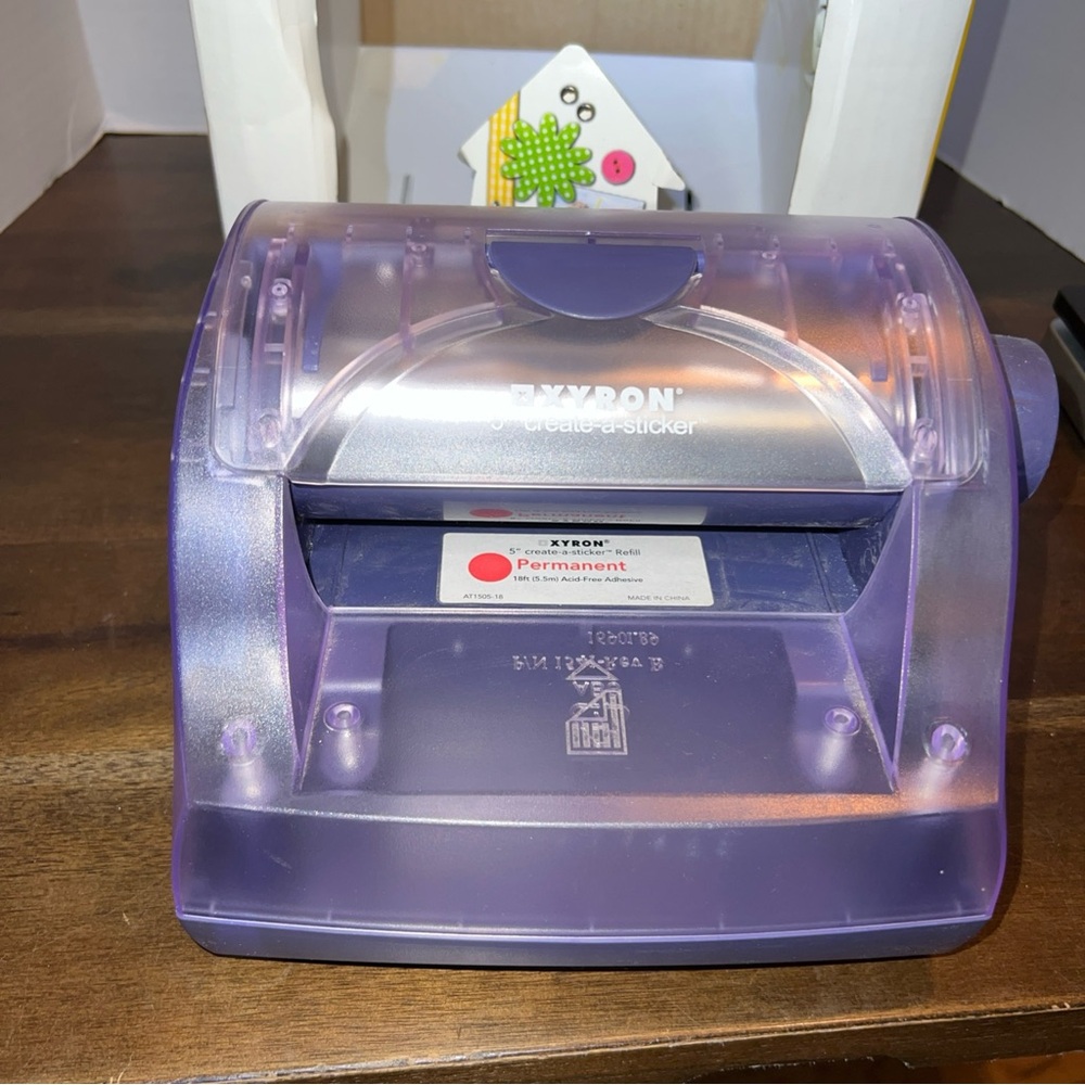 XYRON 5” Create-a-Sticker Sticker Maker Machine Model 500 - Picture 4 of 10